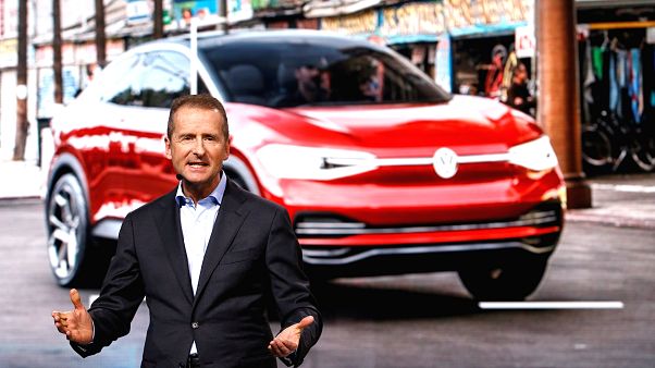 Volkswagen Grubu yeni CEO atamayı düşünüyor Volkswagen Grubu yeni CEO atamayı düşünüyor