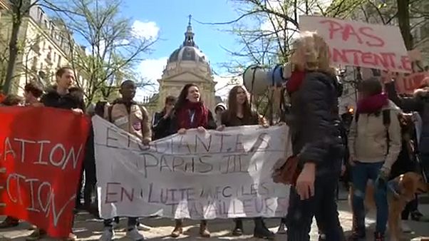 Az elitista reform miatt tüntetnek a francia diákok Az elitista reform miatt tüntetnek a francia diákok