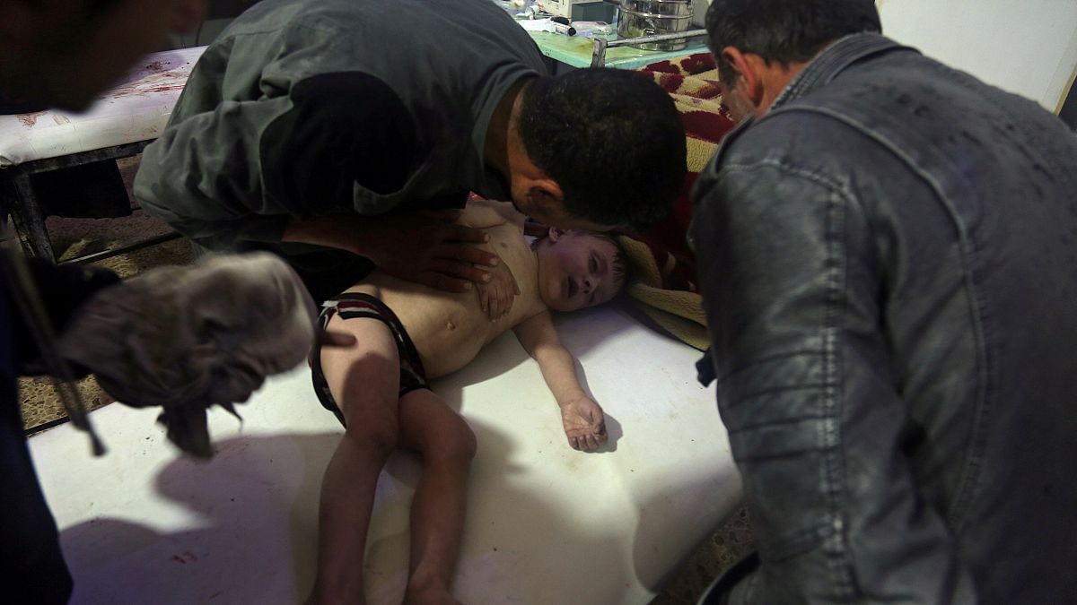 Il massacro a Douma fa vergognare la comunità internazionale