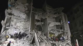 Capacetes Brancos divulgam vídeo de salvamentos em Idlib