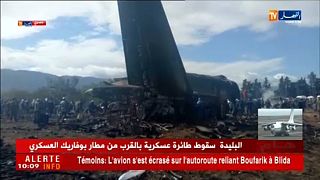 Εκατόμβη νεκρών στην Αλγερία μετά τη συντριβή στρατιωτικού αεροσκάφους