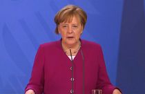 Merkel lamenta falta de consenso para investigar ataques na Síria