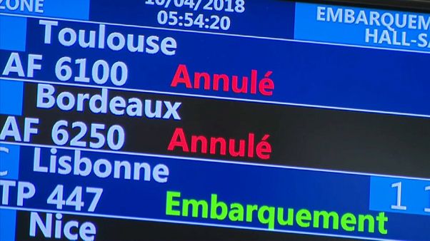 Greve da SNCF pode custar 700 milhões de euros Greve da SNCF pode custar 700 milhões de euros