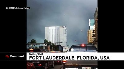 Fort Lauderdale'de görülen kasırga panik yarattı