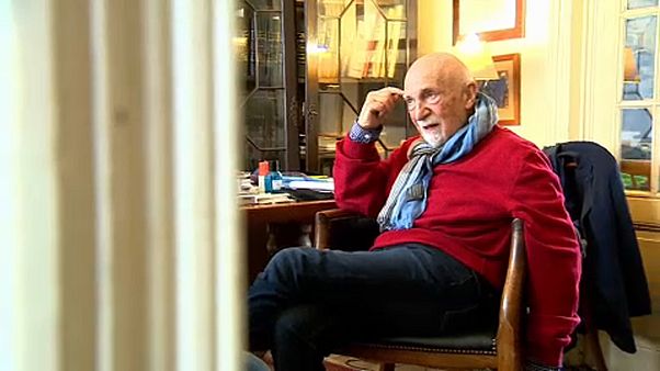 Simon Gronowski: ebreo, destinato ad Auschwitz, salvo per miracolo Simon Gronowski: ebreo, destinato ad Auschwitz, salvo per miracolo