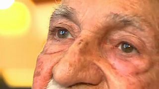 'My mother saved my life,' Holocaust survivor tells Euronews