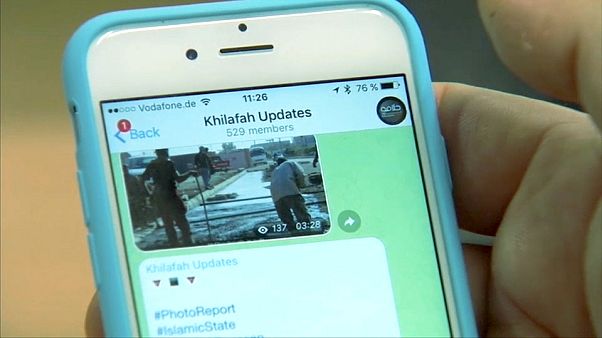 محكمة روسية تقضي بحجب تطبيق تلغرام في روسيا محكمة روسية تقضي بحجب تطبيق تلغرام في روسيا