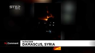 شاهد اللحظات الأولى للقصف الثلاثي على سوريا