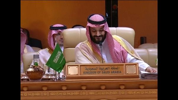محمد بن سلمان يستقبل القادة العرب في القمة العربية بالظهران محمد بن سلمان يستقبل القادة العرب في القمة العربية بالظهران