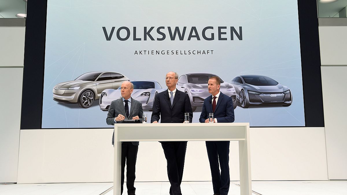 Die Volkswagen-Chefs bei einer Pressekonferenz in Wolfsburg
