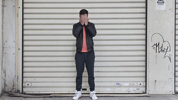 Afganistan'dan Avrupa'ya 4 bin km yürüdü, şimdi vücudunu satarak hayatta kalabiliyor Afganistan'dan Avrupa'ya 4 bin km yürüdü, şimdi vücudunu satarak hayatta kalabiliyor