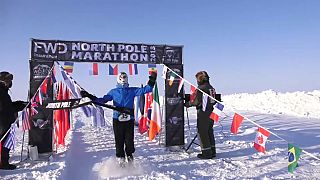 Atletas desafiam temperaturas negativas na Maratona do Polo Norte
