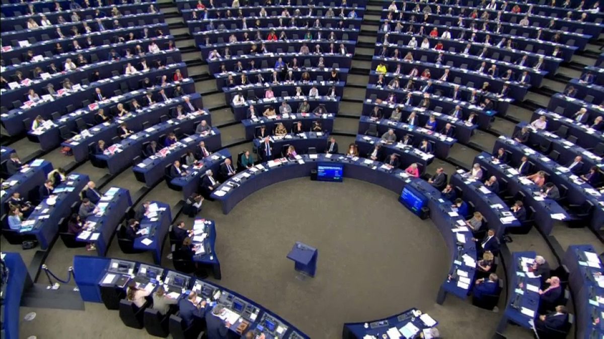 Eurodiputados a favor y en contra de la intervención en Siria