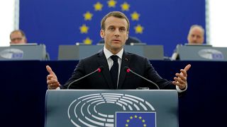 A Strasburgo Macron non convince gli euroscettici