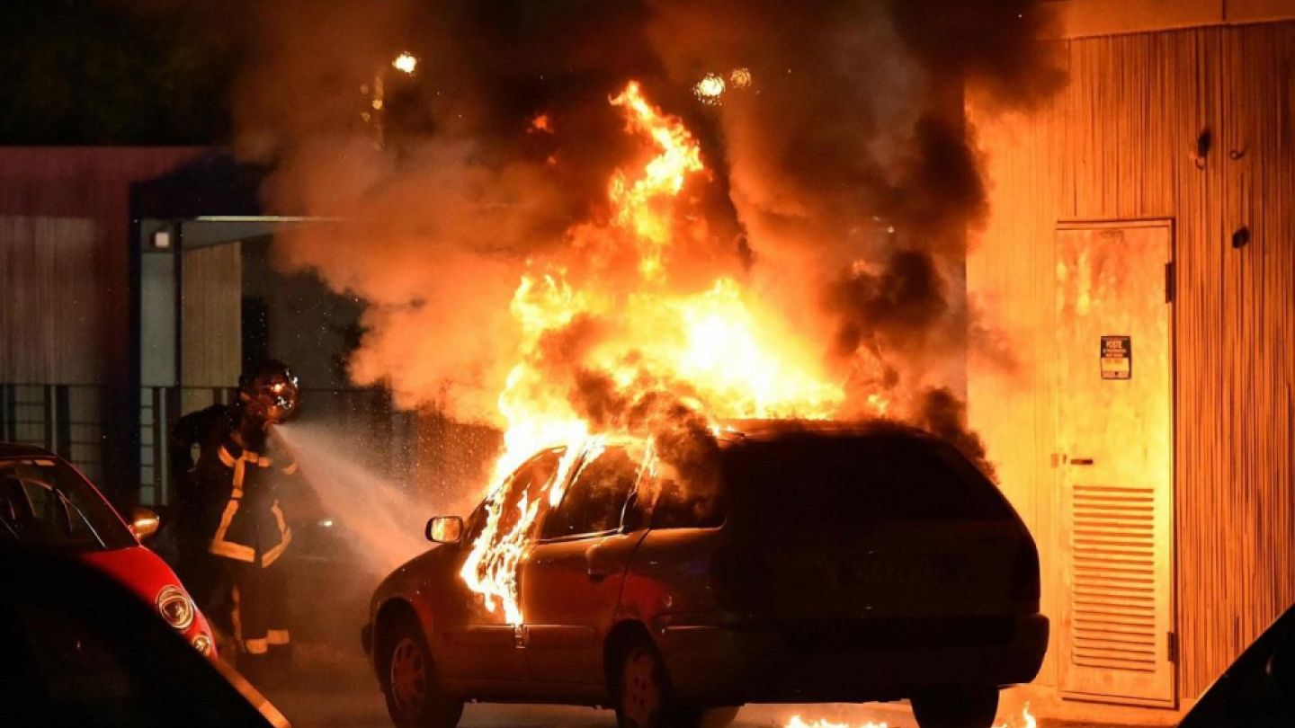 Fransa'nın Toulouse kentinde banliyö isyanı | Euronews
