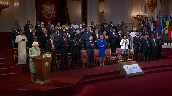 Prinz Charles soll später Oberhaupt des Commonwealth werden Prinz Charles soll später Oberhaupt des Commonwealth werden