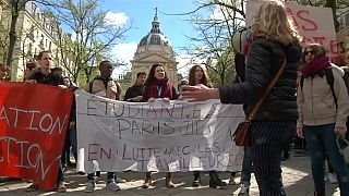 طلاب فرنسا يحتجون على خطط التعليم العالي المطروحة من قبل الحكومة 