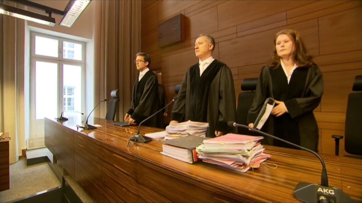 10 Jahre für "den Schlimmsten": Erstes Urteil im Missbrauchsprozess in Freiburg