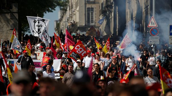 "Всеобщая мобилизация" против реформ Макрона "Всеобщая мобилизация" против реформ Макрона