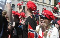 مدیر اداره راه نروژ به دانش‌آموزان: در کنار خیابان‌ها سکس نکنید