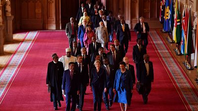 Главы правительств Содружества идут за британским премьером Терезой Мэй