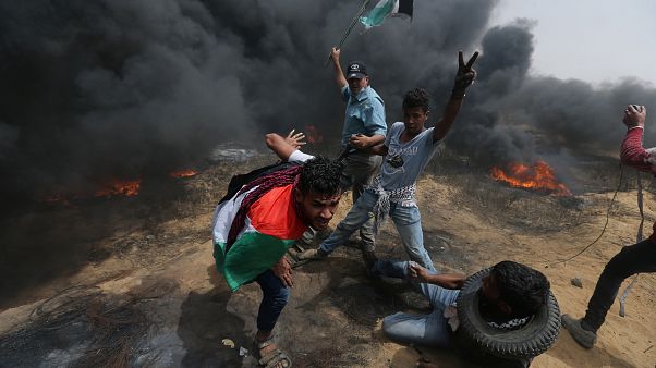 Mindestens zwei Tote bei Freitagsunruhen im Gaza Mindestens zwei Tote bei Freitagsunruhen im Gaza
