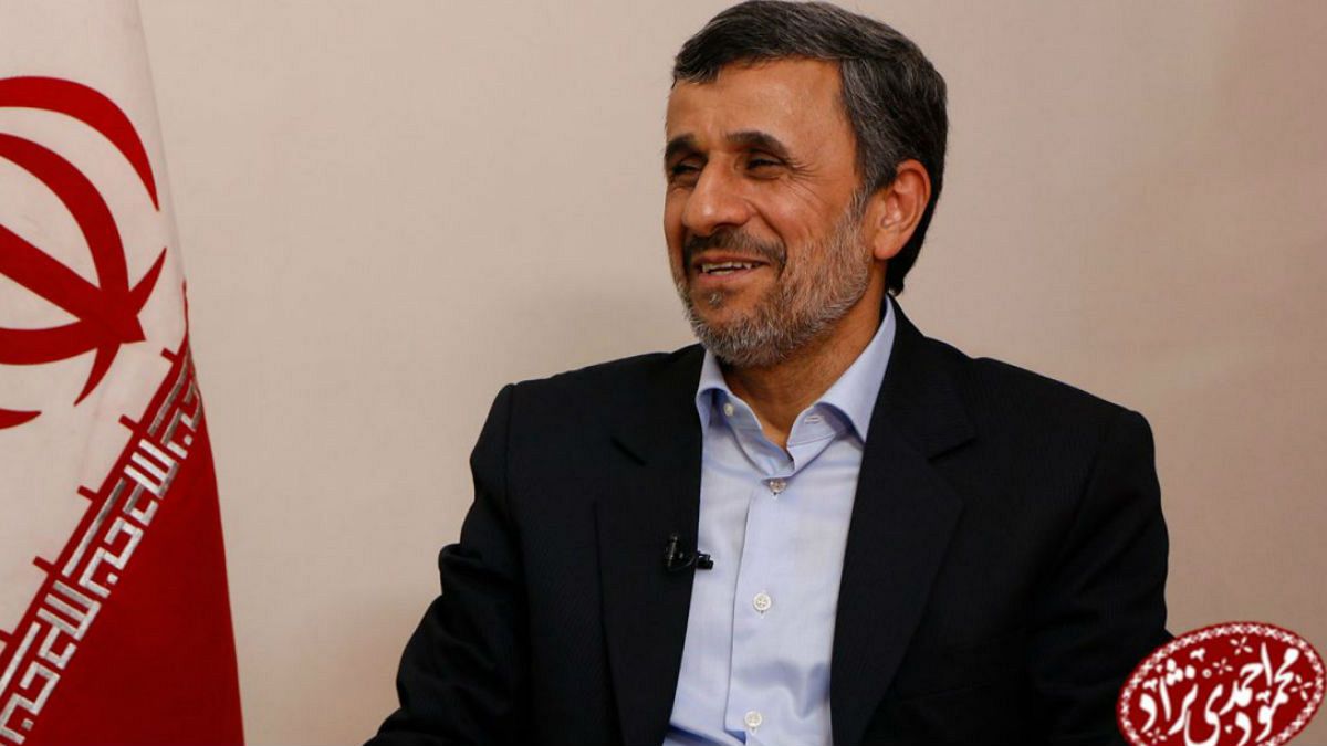 احمدی‌نژاد: رهبری باید پاسخگو و مسئول باشد