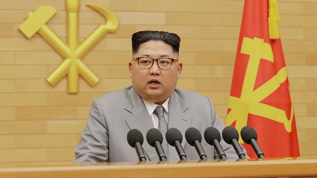 Piongyang "suspende sus pruebas nucleares y de misiles"