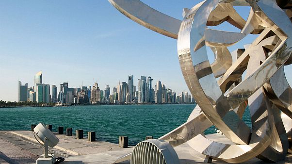 نمایی از دوحه، پایتخت قطر و پهنه خلیج فارس نمایی از دوحه، پایتخت قطر و پهنه خلیج فارس