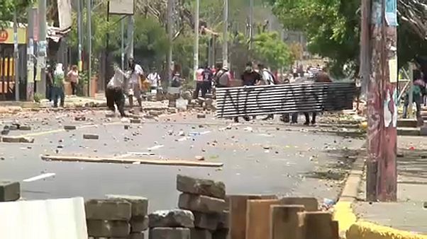 Kormányellenes tüntetés halottakkal Nicaraguában Kormányellenes tüntetés halottakkal Nicaraguában