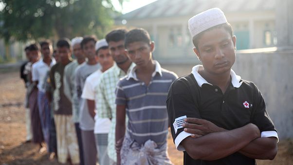 Rohingya: in Indonesia riprendono gli sbarchi Rohingya: in Indonesia riprendono gli sbarchi