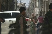 Giftgasermittler nehmen Proben in Duma