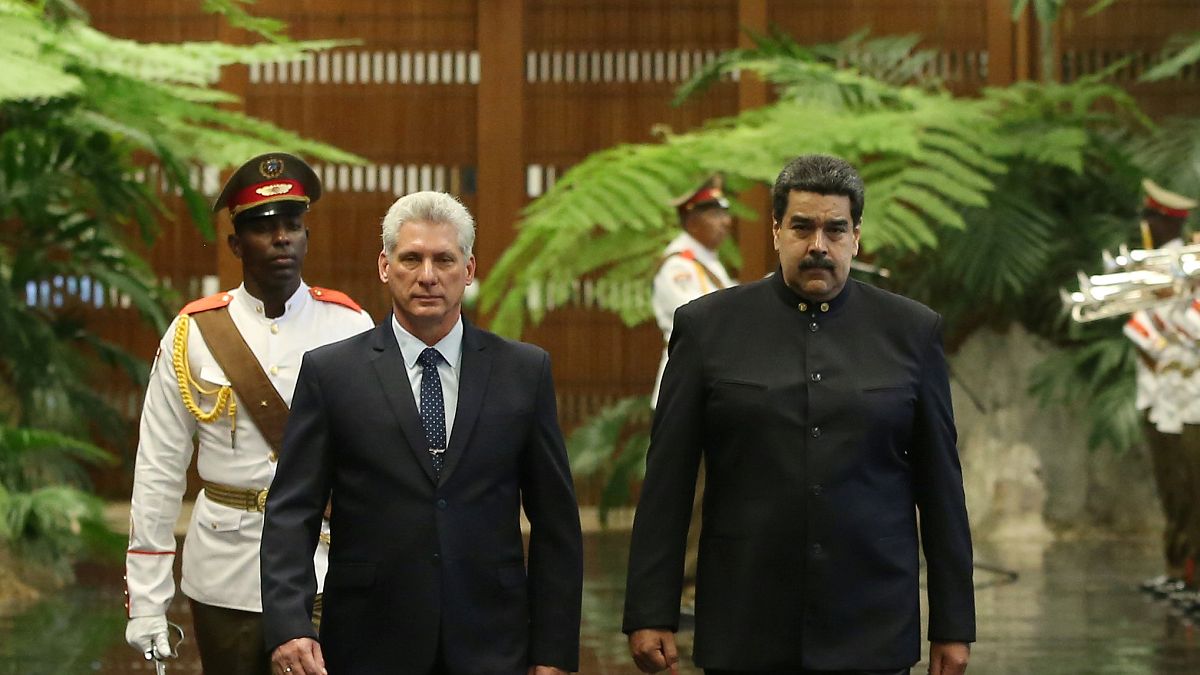 نيكولاس مادورو يزور الرئيس الكوبي الجديد