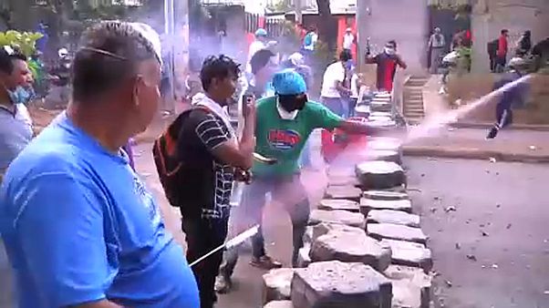 Komoly tüntetések Nicaraguában, Ortega visszakozhat Komoly tüntetések Nicaraguában, Ortega visszakozhat