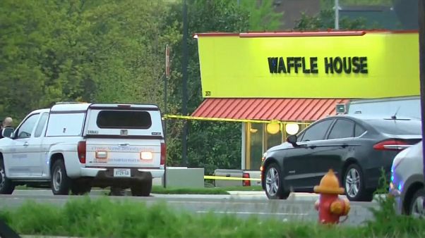 Tennessee: morti e feriti in una sparatoria nella notte Tennessee: morti e feriti in una sparatoria nella notte