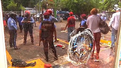 Nicaragua: Präsident zieht Reform nach Protesten mit 25 Toten zurück