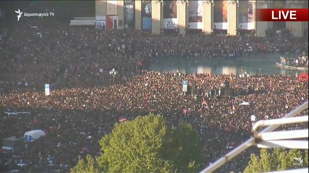 Thousands of Armenians descend onto the streets of Yerevan Thousands of Armenians descend onto the streets of Yerevan