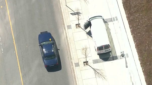 Kanada'nın Toronto kentinde bir araç yayaların arasına daldı: En az 10 yaralı Kanada'nın Toronto kentinde bir araç yayaların arasına daldı: En az 10 yaralı