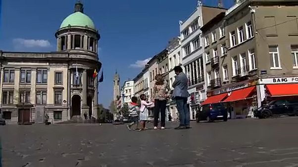 Molenbeek tenta ultrapassar a imagem de gueto Molenbeek tenta ultrapassar a imagem de gueto