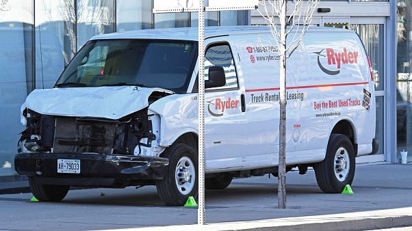 Autoridades identificam suspeito de ataque em Toronto Autoridades identificam suspeito de ataque em Toronto