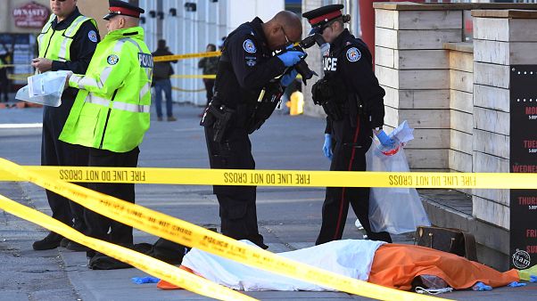 Attaque au véhicule-bélier à Toronto, au moins 10 morts Attaque au véhicule-bélier à Toronto, au moins 10 morts