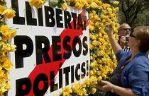 Catalogne : les "prisonniers politiques" à l'honneur lors de la Sant Jordi