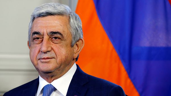 Ermenistan'da gündem 'anma törenleri' değil Sarkisyan'ın istifası oldu Ermenistan'da gündem 'anma törenleri' değil Sarkisyan'ın istifası oldu
