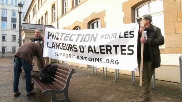 La UE protegerá a los denunciantes de irregularidades La UE protegerá a los denunciantes de irregularidades