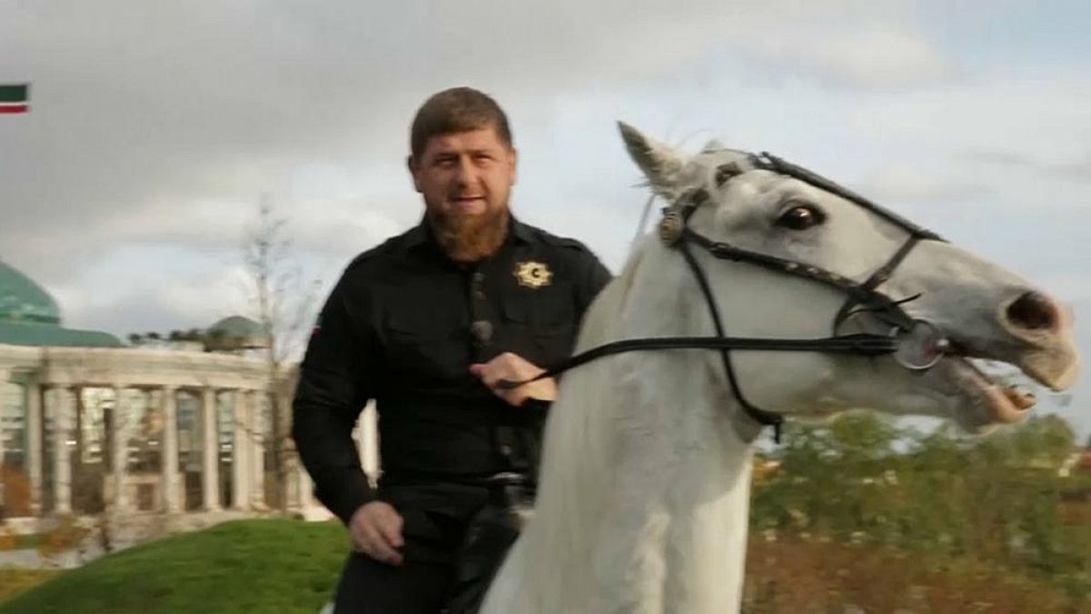 Tschetscheniens Kadyrow: "Allah erlaubt uns, 4 Frauen zu haben"