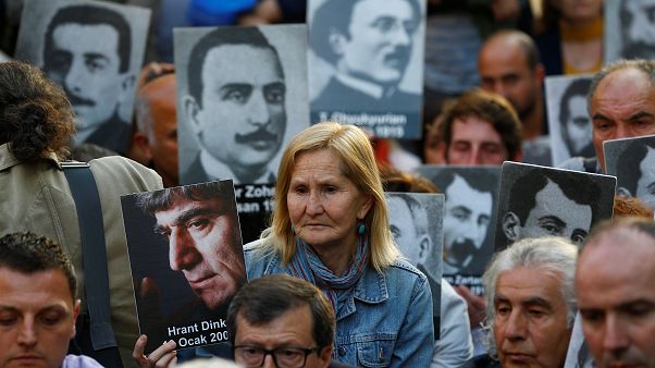 Armenia in strada, le dimissioni del premier non bastano Armenia in strada, le dimissioni del premier non bastano