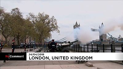 Londres célèbre la naissance du 3e Royal Baby