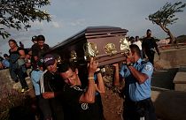 Νικαράγουα: Ολονυχτία στη μνήμη των αστυνομικών που σκοτώθηκαν στις διαδηλώσεις