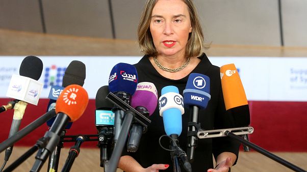 Mogherini em desacordo com Trump e Macron. Mogherini em desacordo com Trump e Macron.