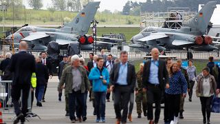 Luftfahrtmesse ILA eröffnet - Neuer Kampfjet für Europa geplant